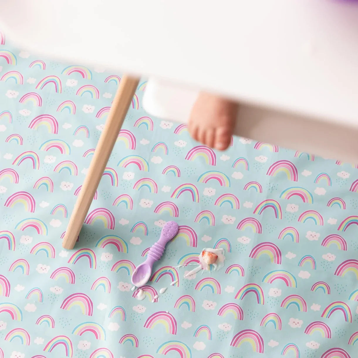 Bumkins Waterproof Splat Mat - Rainbows